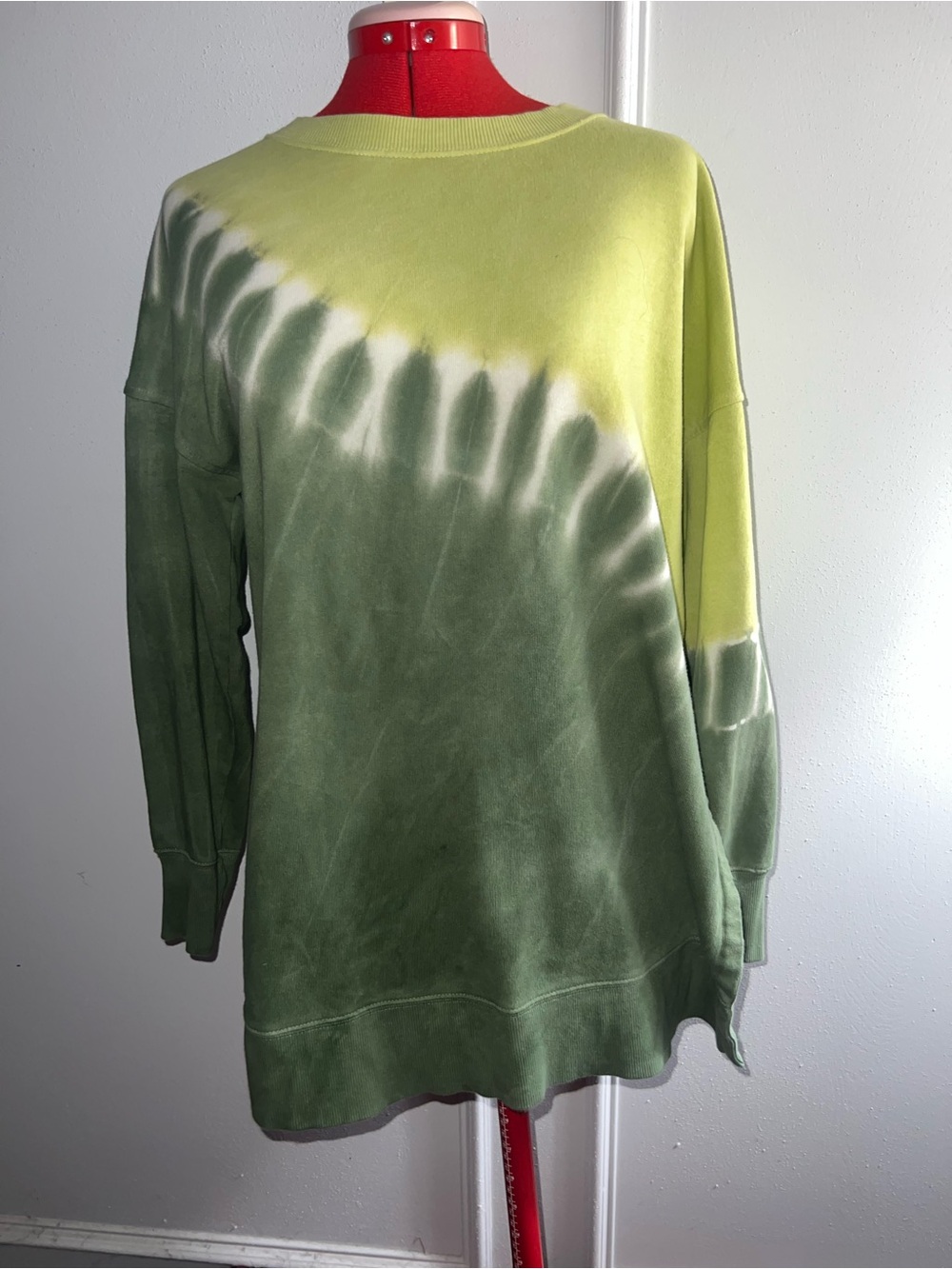 Old Navy Oversized Vintage style Tunic sweatshirt Olive Lime Tie-Dye small